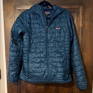 Patagonia Nano Puff Hooded Jacket - Medium